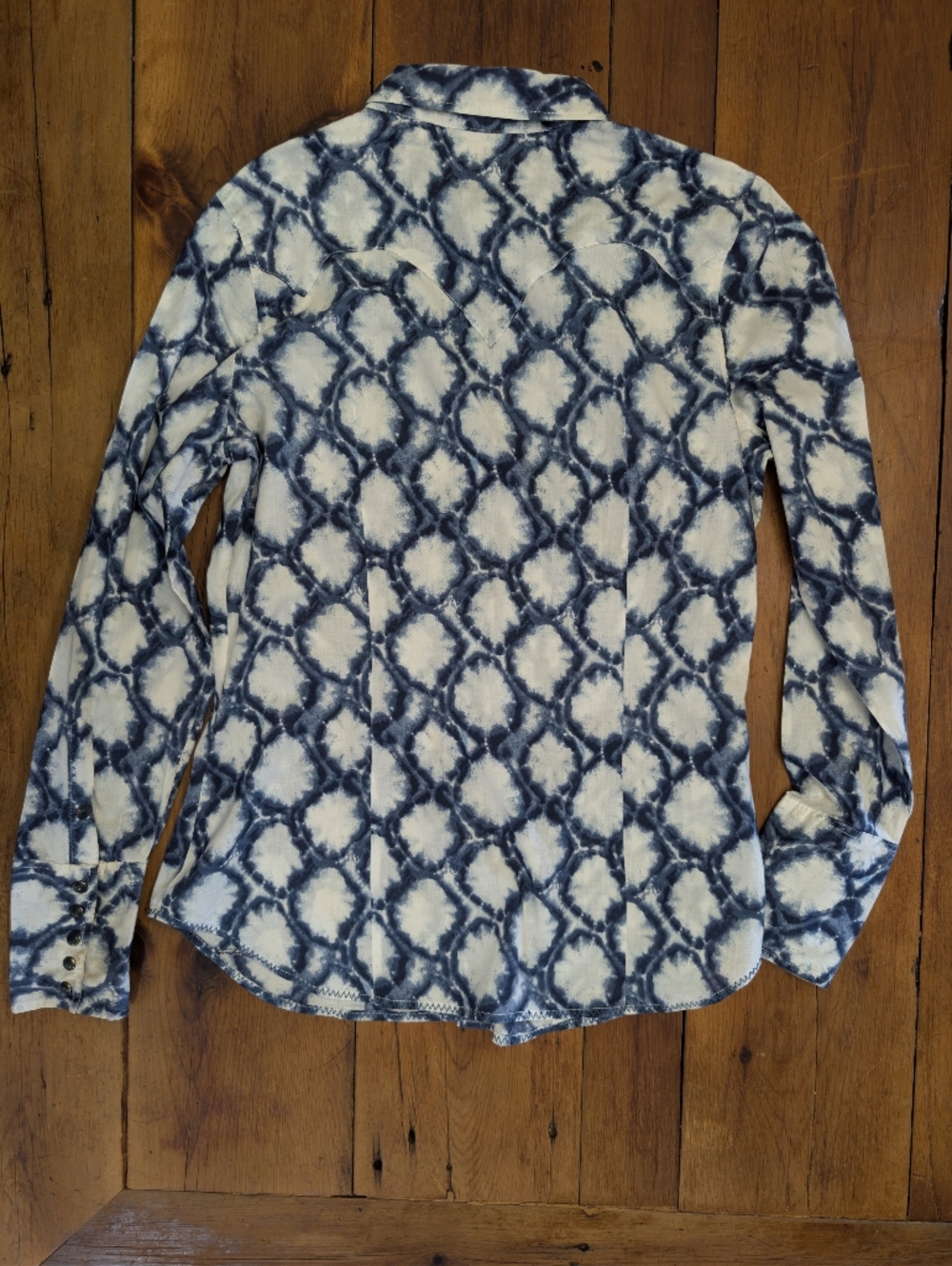 Stetson Blue Tie-Dye Pearl Snap Ladies Blouse - Picture 2 of 6
